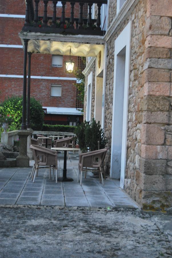 Hotel Luzon San Vicente De La Barquera Exteriör bild